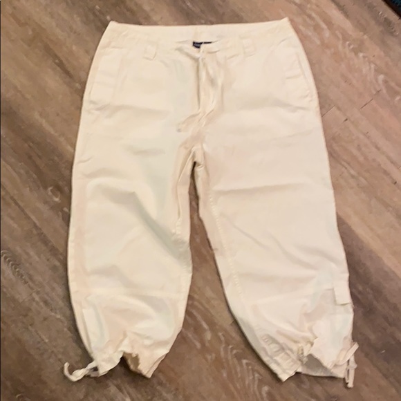 Cute Capris - Picture 4 of 5